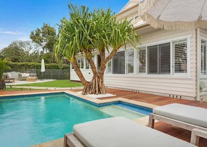 Fuller Holidays - Hacienda, Luxury 5 Bedroom Home With Pool Byron Bay